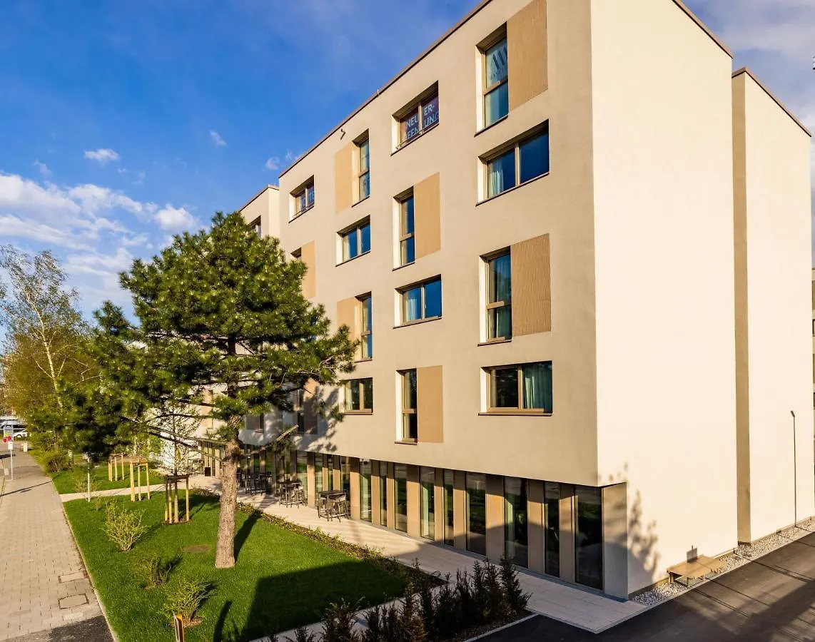 Maseven Muenchen Messe Trudering Aparthotel Munich